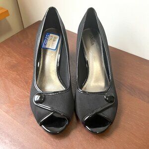 Abella Black Open Toe Pumps